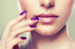 Tratamiento facial + manicura + pedicura